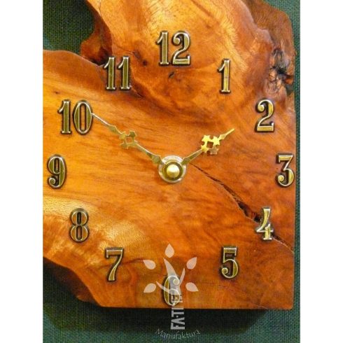 Cseresznyefa óra (01310)