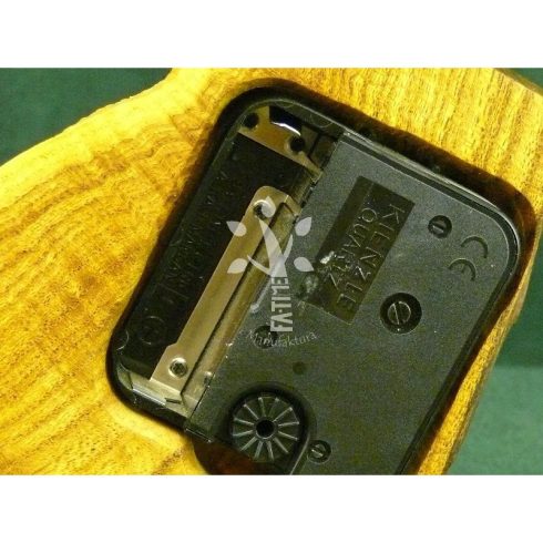 Japán akác óra (05_137)