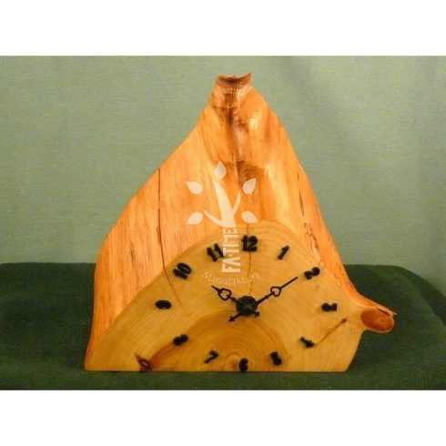 Thujafa óra (06_474)