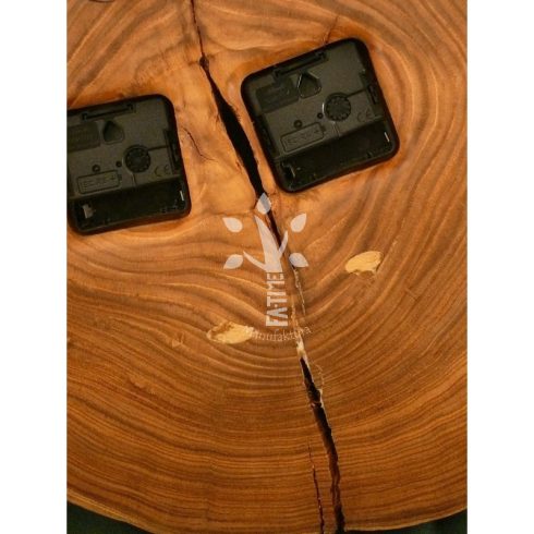 Nagyméretű falióra japán akácból (07_423)