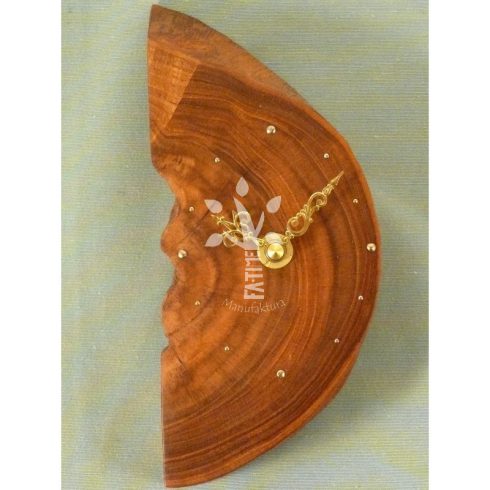 Akciós falióra japán akácból (09_098)