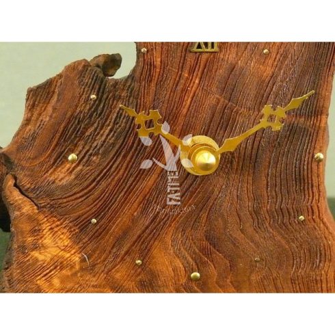 Rusztikus asztali óra japán akácból(10_148)