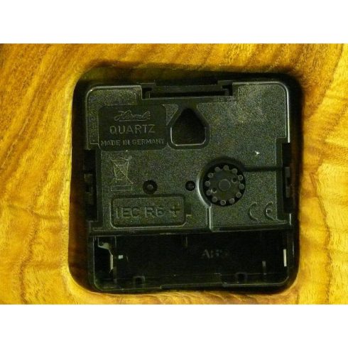 Fali-asztali óra visszafelé járó szerkezettel (12_099)