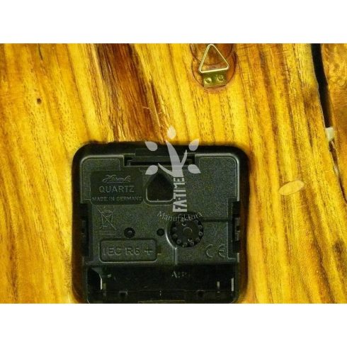 Visszafelé járó óra VII. (12_133)