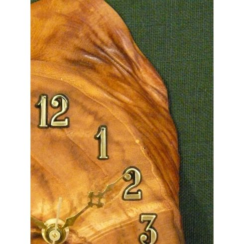 Falióra Japán akácból II. (15_019)