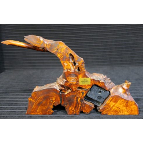 Pácolt juharfa óra (16_207)