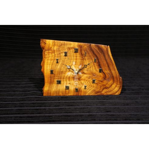 Japánakác óra (17_154)