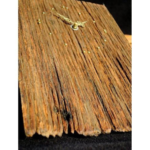 Rusztikus falióra öreg akácfából  (19_032)