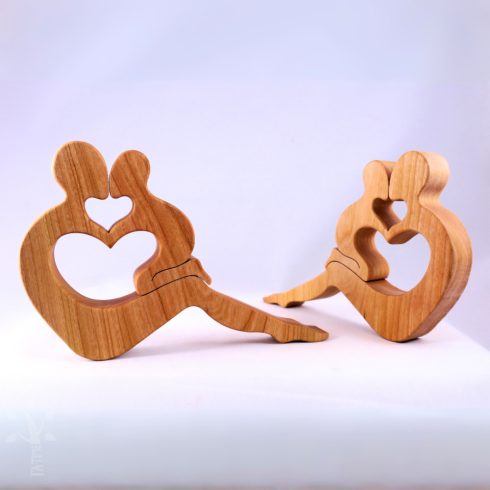  Anya. Dekoráció meggyfából (ANYA4)