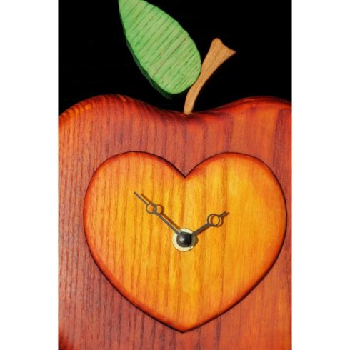 Szeretet alma falióra V. (Ap_19-013)