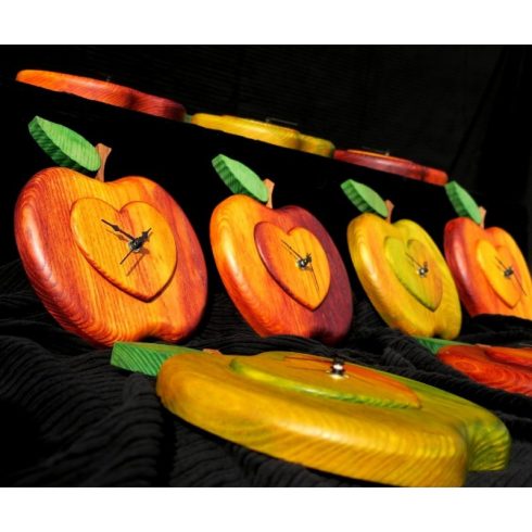 Szeretet alma falióra V. (Ap_19-013)