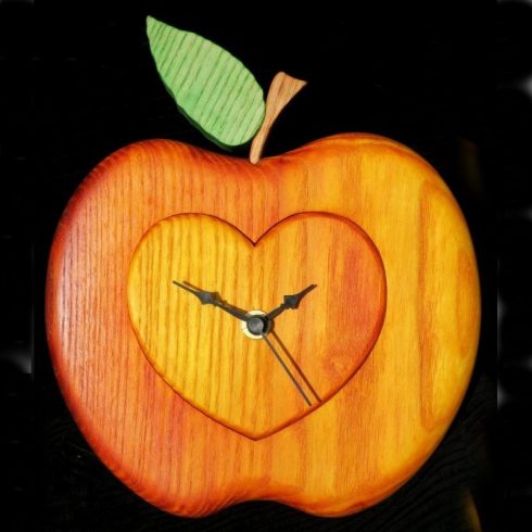 Szeretet alma falióra III. (Ap_19-014)