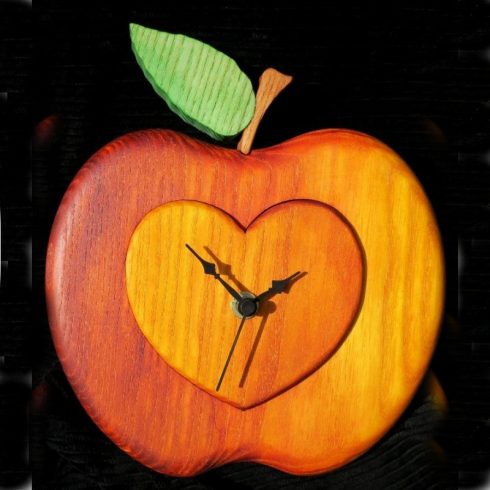 Szeretet alma falióra VI. (Ap_19-018)