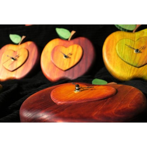 Szeretet alma falióra VI. (Ap_19-018)