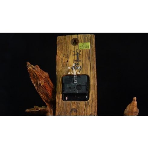 Rusztikus falióra öreg akácfából  (BA_19-043)