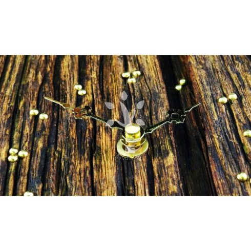 Rusztikus falióra öreg akácfából (BA_19-051)