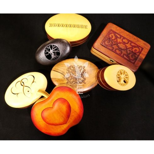 Jewelery box  with   TREE OF LIFE pattern