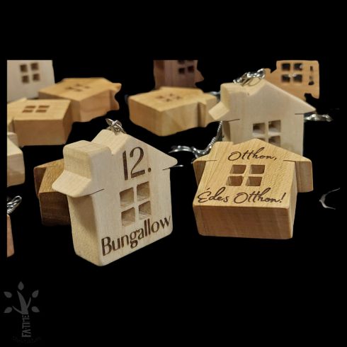 Kis ház kulcstartó