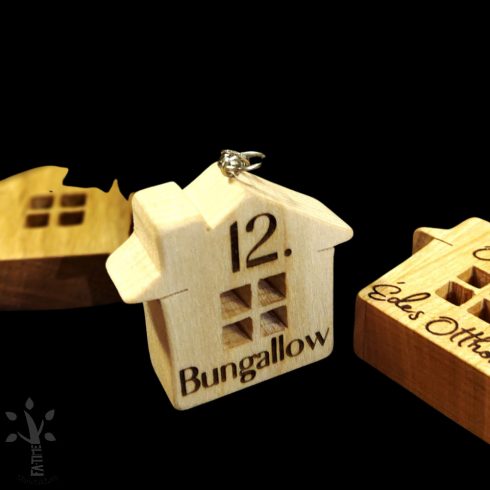 Kis ház kulcstartó