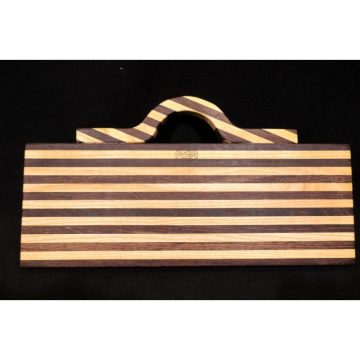 Csíkos neszeszer vágódeszka