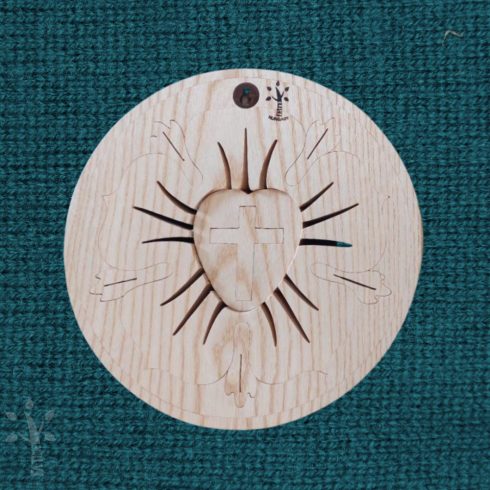 Nagy Luther rózsa kőrisfából