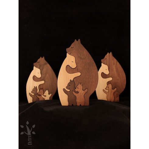 Bear family with two cubs – handmade wooden decoration with engraving