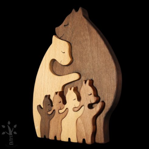 Bear Family with 4 baby bears