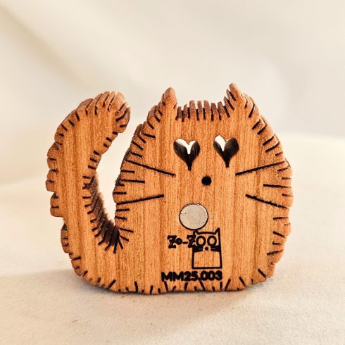 Zo-ZOO World Furry Cat Wooden Magnet – Scroll Saw Handmade Animal Figure