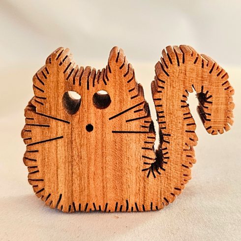 Zo-ZOO World Furry Cat Wooden Magnet – Scroll Saw Handmade Animal Figure