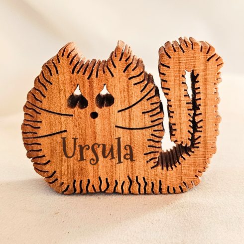 Zo-ZOO World Furry Cat Wooden Magnet – Scroll Saw Handmade Animal Figure