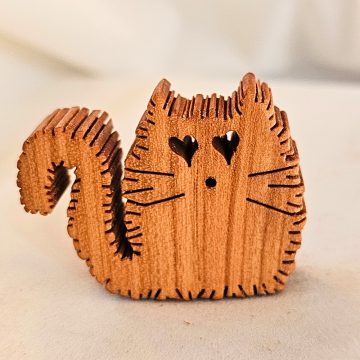 Zo-ZOO World Furry Cat Wooden Magnet – Scroll Saw Handmade Animal Figure