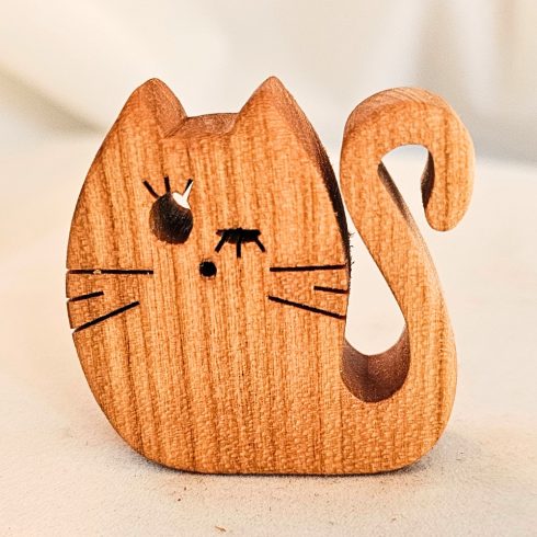 Zo-ZOO World  Cat Wooden Magnet – Scroll Saw Handmade Animal Figure