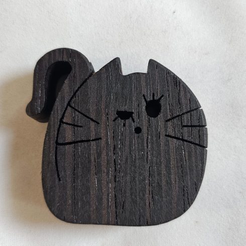Zo-ZOO World  Cat Wooden Magnet – Scroll Saw Handmade Animal Figure