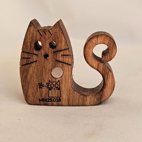 Zo-ZOO World  Cat Wooden Magnet – Scroll Saw Handmade Animal Figure