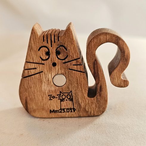 Zo-ZOO World  Cat Wooden Magnet – Scroll Saw Handmade Animal Figure
