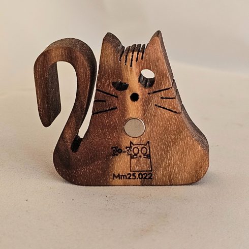 Zo-ZOO World  Cat Wooden Magnet – Scroll Saw Handmade Animal Figure