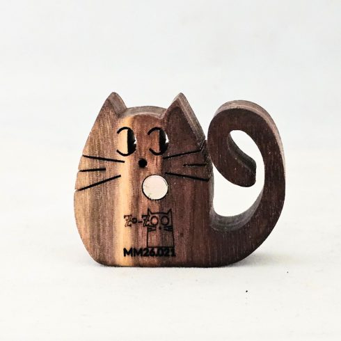 Zo-ZOO World  Cat Wooden Magnet – Scroll Saw Handmade Animal Figure