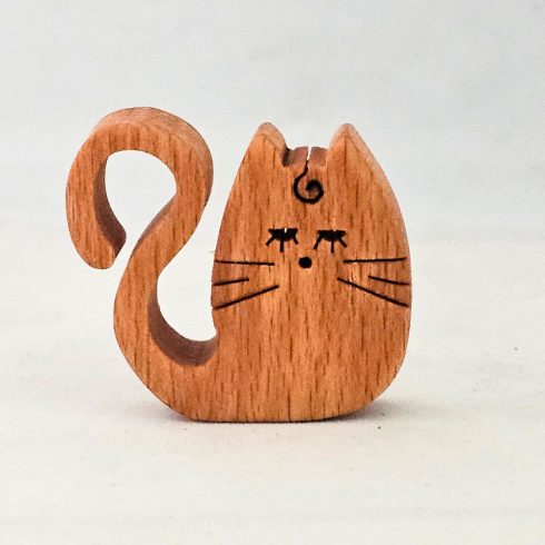Zo-ZOO World  Cat Wooden Magnet – Scroll Saw Handmade Animal Figure