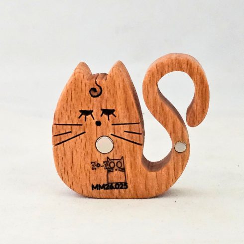 Zo-ZOO World  Cat Wooden Magnet – Scroll Saw Handmade Animal Figure