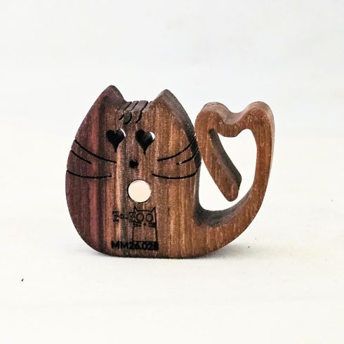 Zo-ZOO World  Cat Wooden Magnet – Scroll Saw Handmade Animal Figure