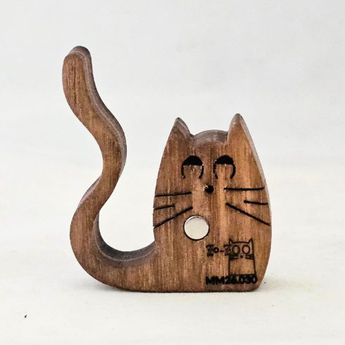Zo-ZOO World  Cat Wooden Magnet – Scroll Saw Handmade Animal Figure