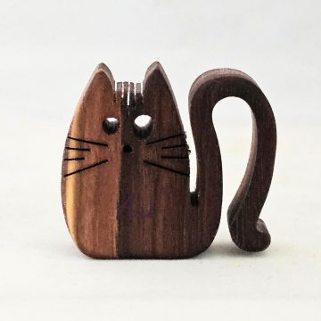 Zo-ZOO World  Cat Wooden Magnet – Scroll Saw Handmade Animal Figure