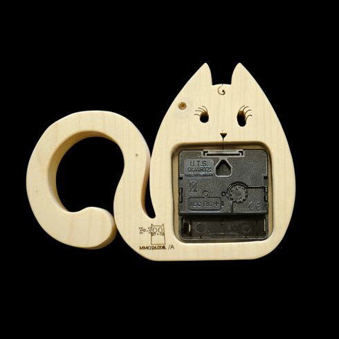 Cat-Shaped Wooden Wall Clock – Natural Charm with Playful Elegance (MMO.26.008-A)