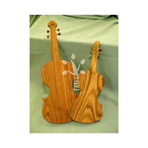 Hegedű formájú vágódeszka fából, hegedű kulccsal