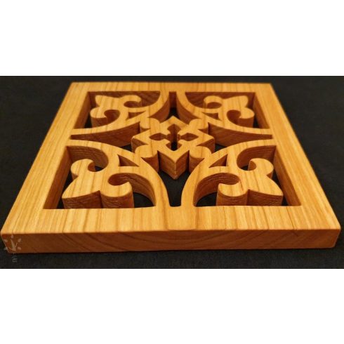 Edényalátét, asztal, ajtó és falidísz  (OMM-3)