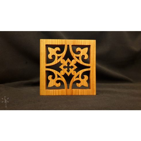 Edényalátét, asztal, ajtó és falidísz  (OMM-3)