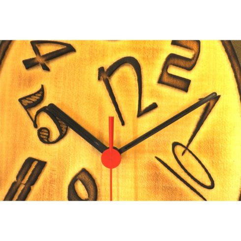 Bolondóra (visszafelé járó szerkezettel) gravírozott (Ov_18_048)