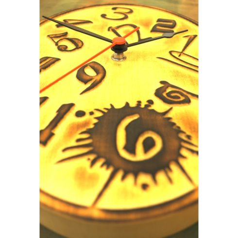 Bolondóra (csendes szerkezettel) gravírozott (Ov_18_049)