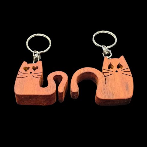 Interlocking Couple Heart Keychain – Custom Engraved