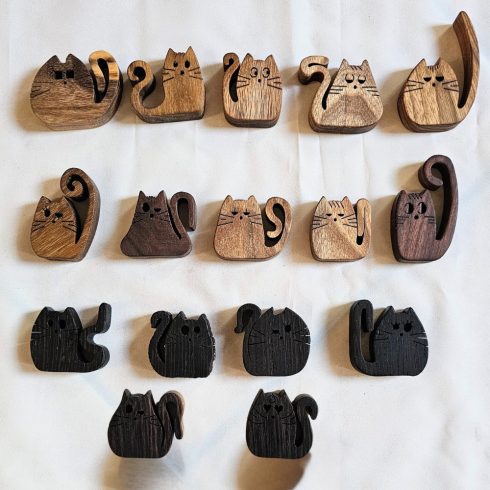 Zo-ZOO World  kitten couple  Wooden Magnet – Scroll Saw Handmade Animal Figure